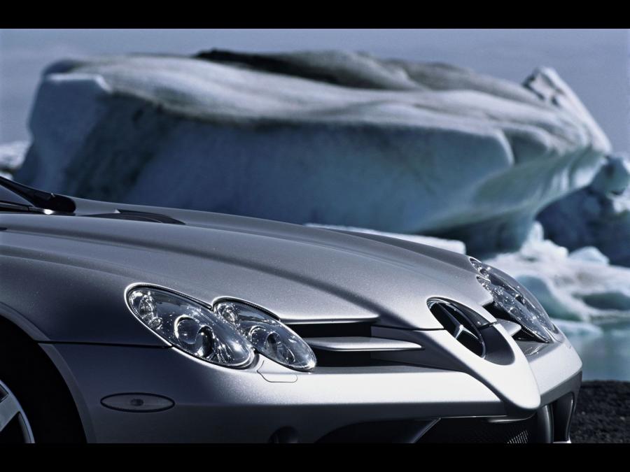  Mercedes-Benz SLR McLaren 2004 года  (фото 127 из 175)